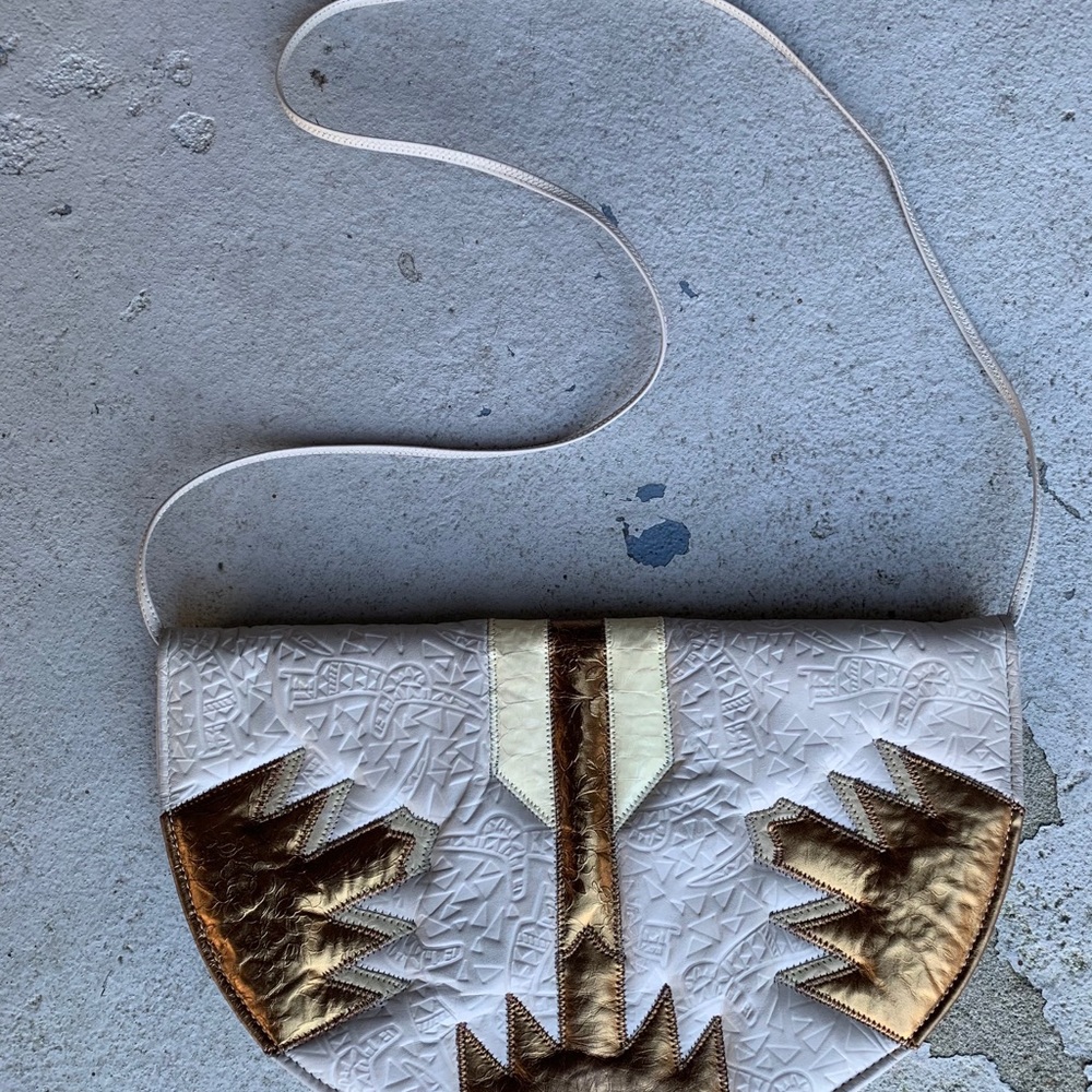 Sold! Vintage 80’s bronze geometric bag - Picture 2 of 6